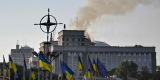 Kiev : le siège du gouvernement touché par une attaque russe
