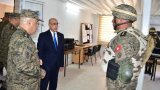 Le ministre de la Défense se rend à la base militaire de Bouficha
