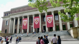 Université Harvard: Les étudiants étrangers persona non grata ?