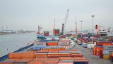 Amri mise sur le renforcement de l’efficacité du port de Radès